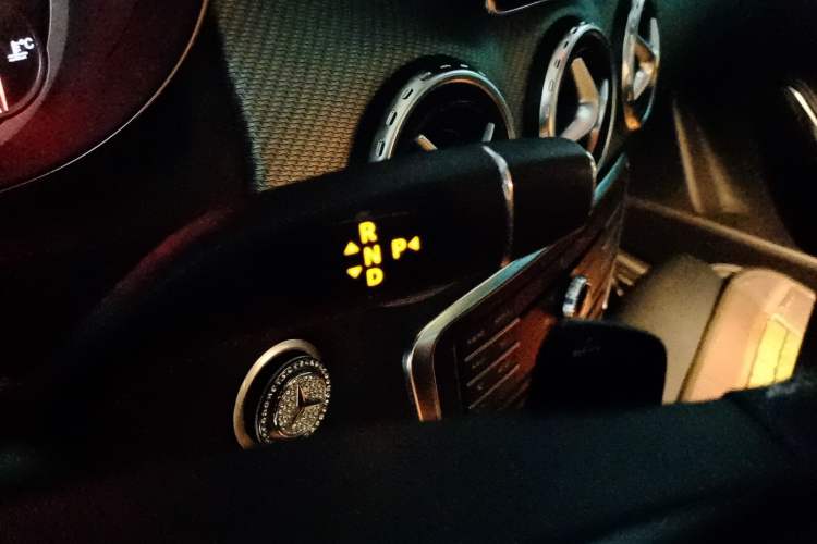Used Mercedes-Benz GLA 2016 GLA 200 Sport Edition Gear Lever