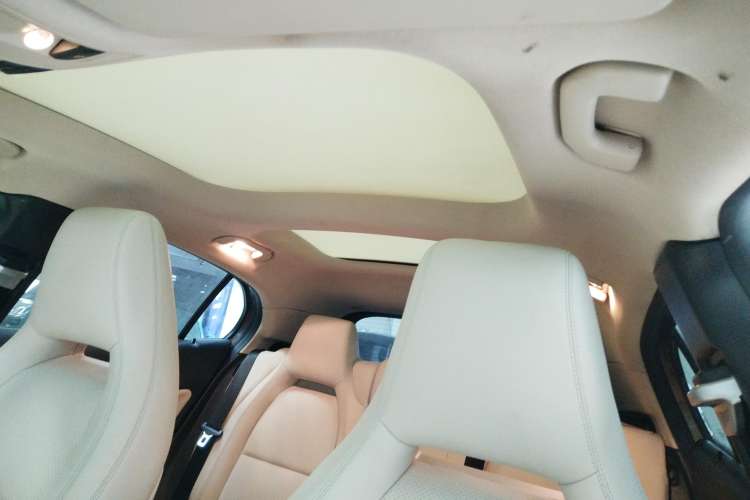 Used Mercedes-Benz GLA 2016 GLA 200 Sport Edition Headliner