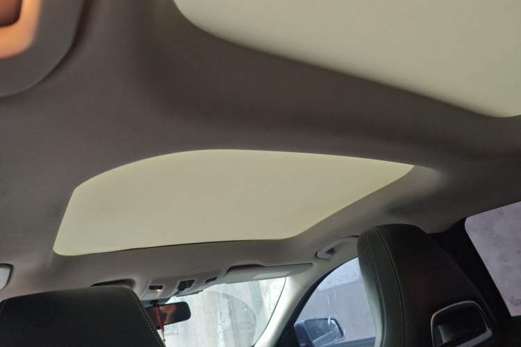 Used Mercedes-Benz GLA 2016 GLA 200 Sport Edition Headliner