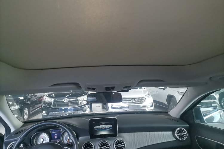 Used Mercedes-Benz GLA 2016 GLA 200 Sport Edition Headliner