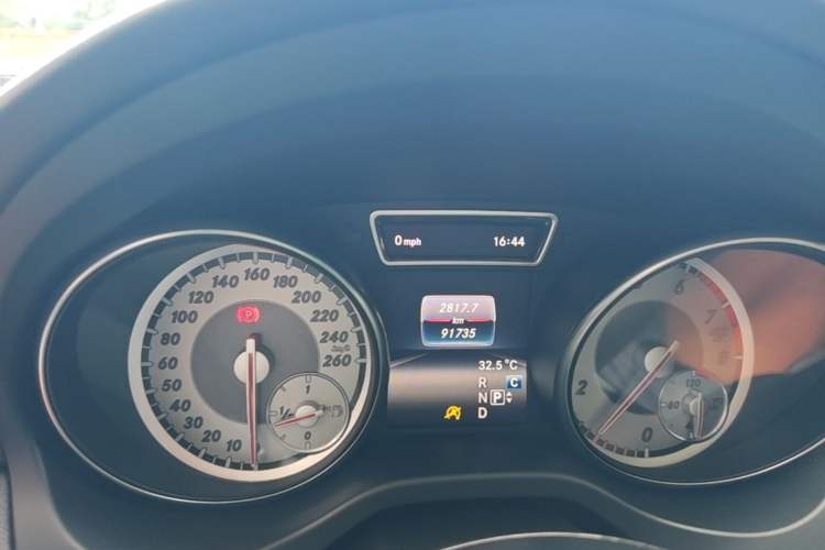 Used Mercedes-Benz GLA 2016 GLA 200 Fashion Model Instrument Cluster