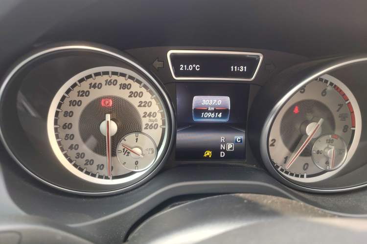 Used Mercedes-Benz GLA 2016 GLA 200 Fashion Model Instrument Cluster