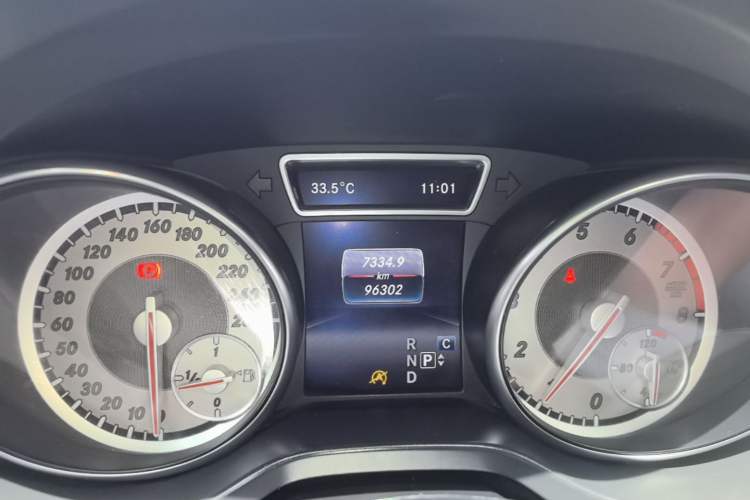 Used Mercedes-Benz GLA 2016 GLA 200 Sport Edition Instrument Cluster