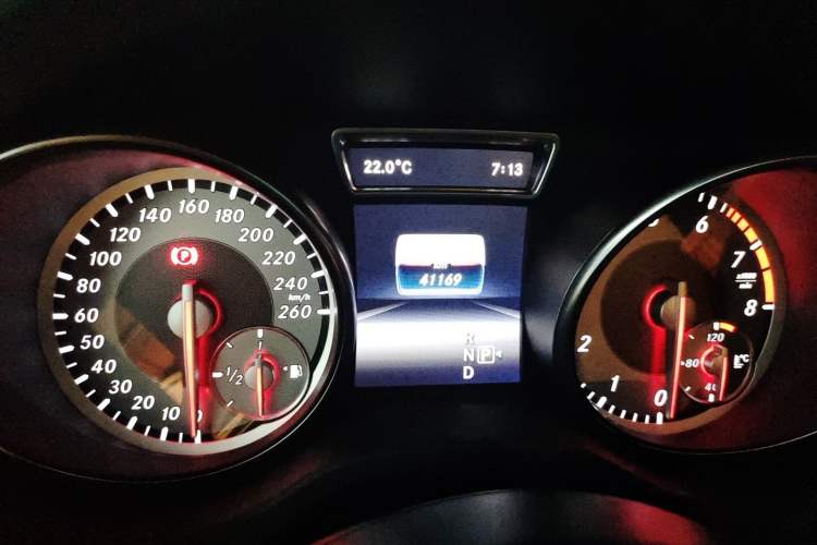 Used Mercedes-Benz GLA 2016 GLA 200 Sport Edition Instrument Cluster