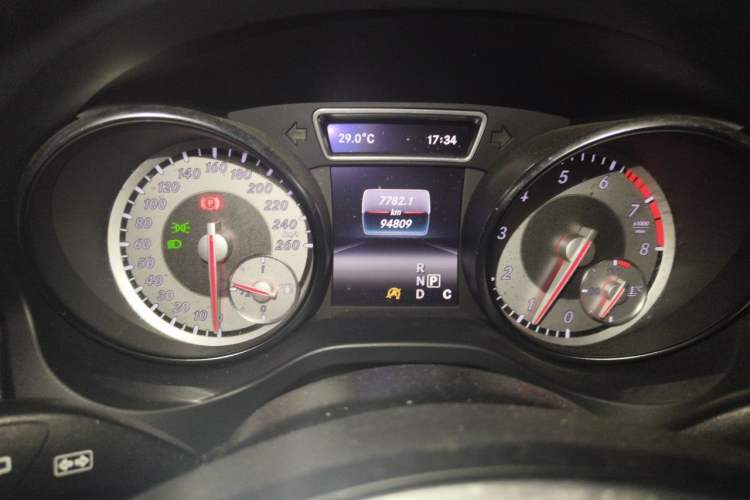 Used Mercedes-Benz GLA 2016 GLA 200 Sport Edition Instrument Cluster