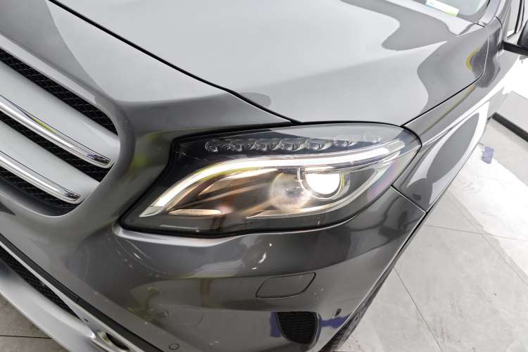 Used Mercedes-Benz GLA 2016 GLA 200 Fashion Model Left Front Headlight