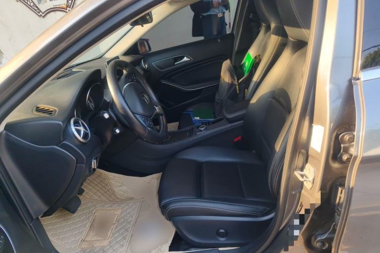 Used Mercedes-Benz GLA 2016 GLA 200 Sport Edition Left Front Seat