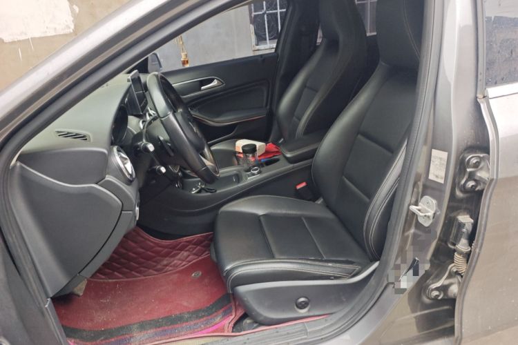 Used Mercedes-Benz GLA 2016 GLA 200 Sport Edition Left Front Seat