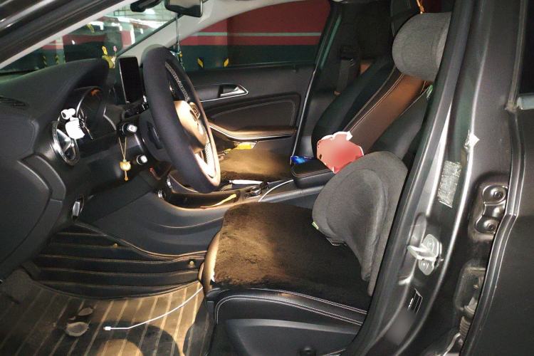 Used Mercedes-Benz GLA 2016 GLA 200 Fashion Model Left Front Seat