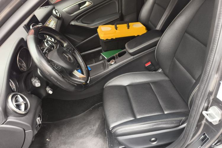 Used Mercedes-Benz GLA 2016 GLA 220 4MATIC Fashion Edition Left Front Seat