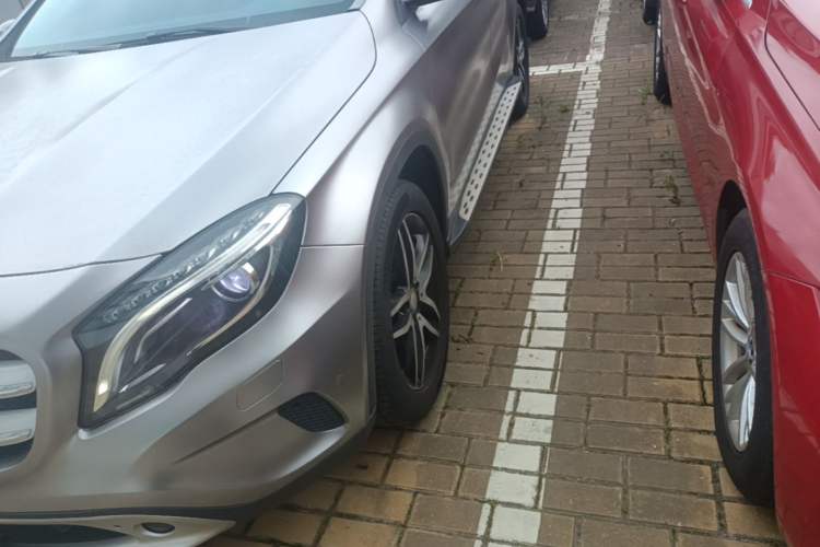 Used Mercedes-Benz GLA 2016 GLA 200 Fashion Model Left Front Wheel Hub