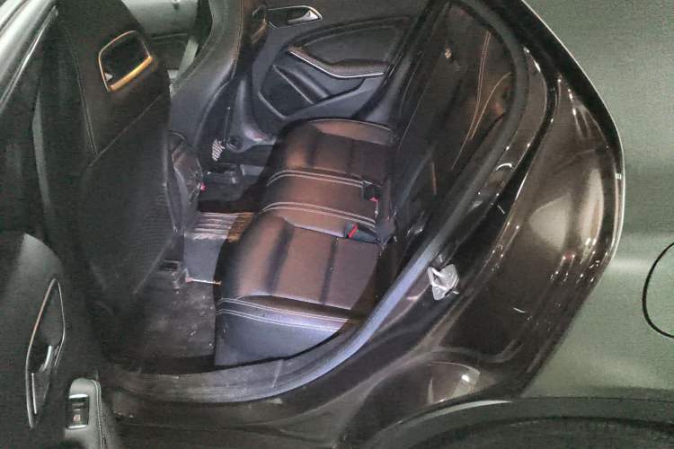 Used Mercedes-Benz GLA 2016 GLA 200 Sport Edition Left Rear Seat