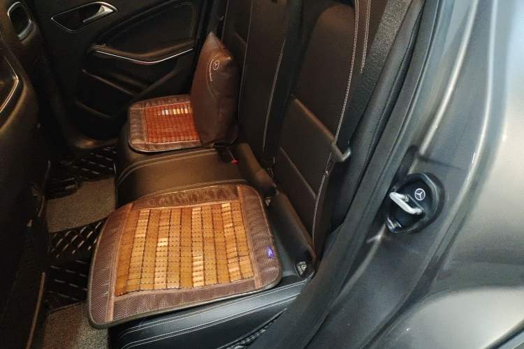 Used Mercedes-Benz GLA 2016 GLA 200 Sport Edition Left Rear Seat