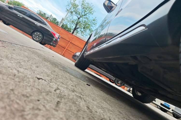Used Mercedes-Benz GLA 2016 GLA 200 Fashion Model Left Side Sill