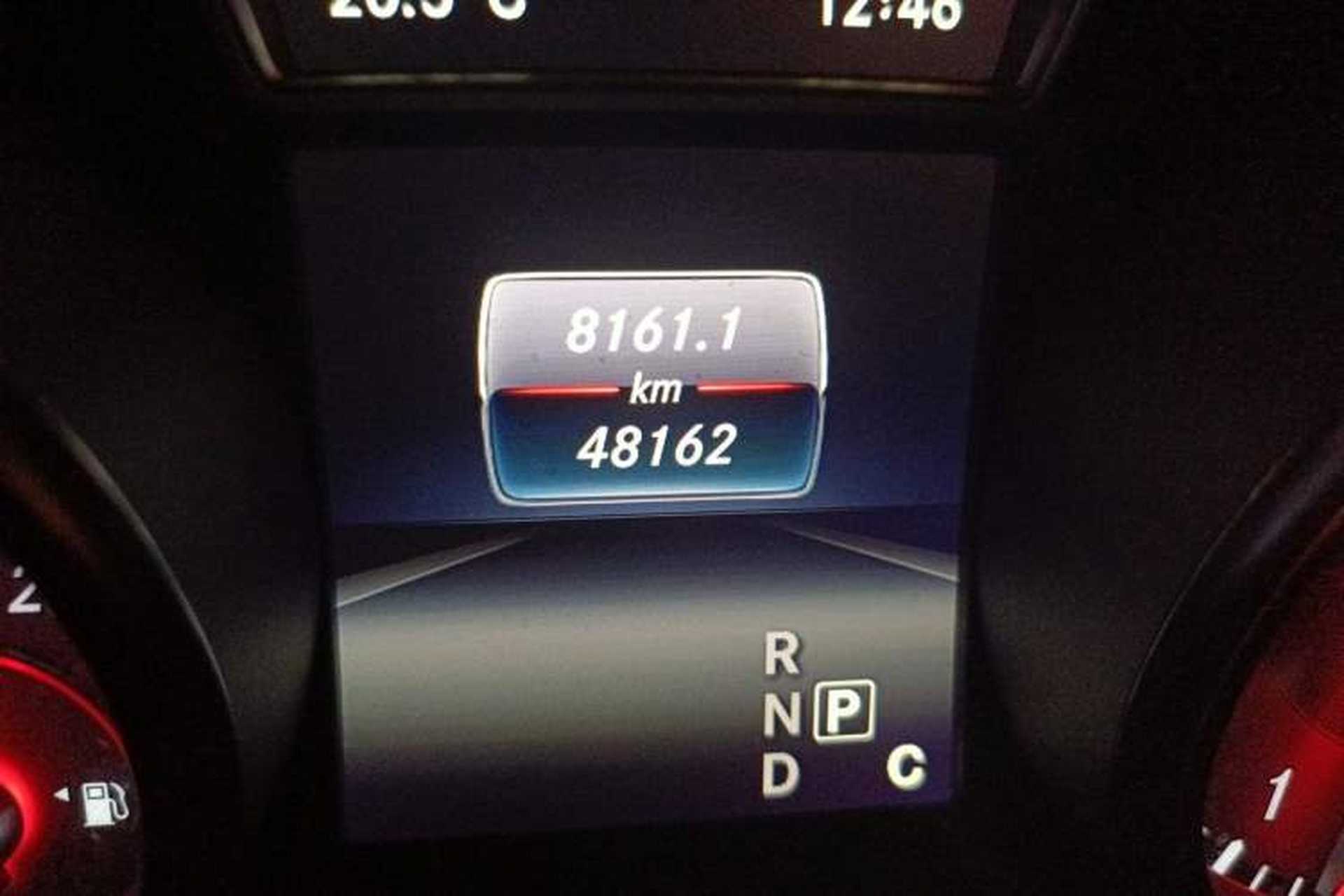 Used Mercedes-Benz GLA 2016 GLA 200 Fashion Model Odometer Close Up