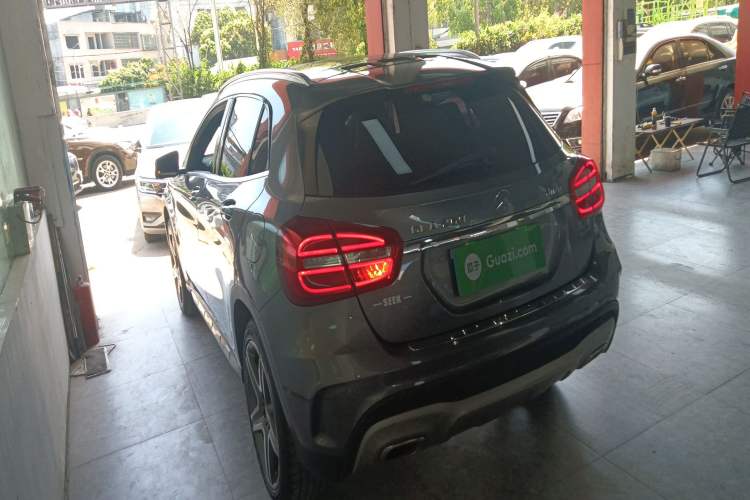 Used Mercedes-Benz GLA 2016 GLA 260 4MATIC Sport Edition Rear Left 45 Deg