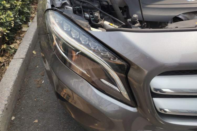 Used Mercedes-Benz GLA 2016 GLA 200 Fashion Model Right Front Headlight