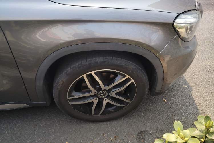 Used Mercedes-Benz GLA 2016 GLA 200 Fashion Model Right Front Wheel Hub