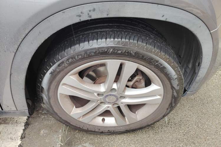Used Mercedes-Benz GLA 2016 GLA 200 Sport Edition Right Front Wheel Hub