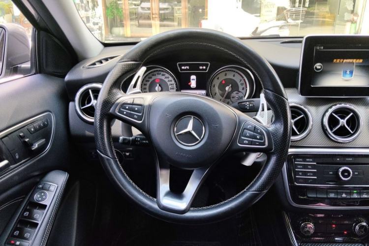 Used Mercedes-Benz GLA 2016 GLA 200 Sport Edition Steering Wheel