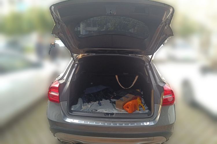 Used Mercedes-Benz GLA 2016 GLA 200 Fashion Model Trunk
