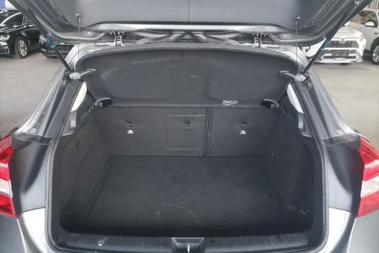 Used Mercedes-Benz GLA 2016 GLA 200 Sport Edition Trunk