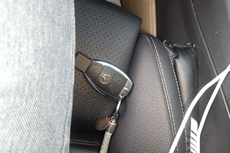 Used Mercedes-Benz GLA 2016 GLA 200 Fashion Model Vehicle Key