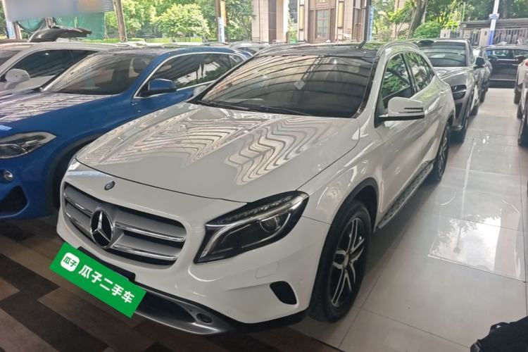 Used Mercedes-Benz GLA 2016 GLA 220 4MATIC Fashion Edition Guazi used car, China used car export, Used car for sale, Used cars, Cheapest cars for sale