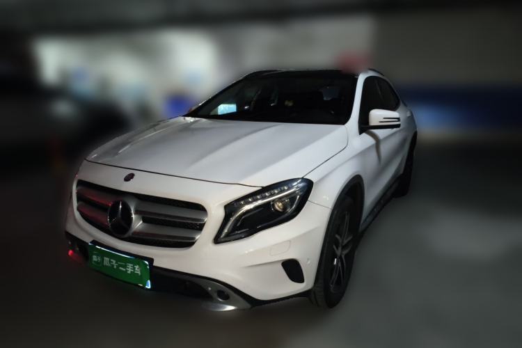 Used Mercedes-Benz GLA 2016 GLA 220 4MATIC Fashion Edition Guazi used car, China used car export, Used car for sale, Used  cars, Cheapest cars for sale