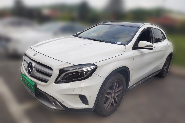 Used Mercedes-Benz GLA 2016 GLA 200 Fashion Model Guazi used car, China used car export, Used car for sale, Used cars, Cheapest cars for sale
