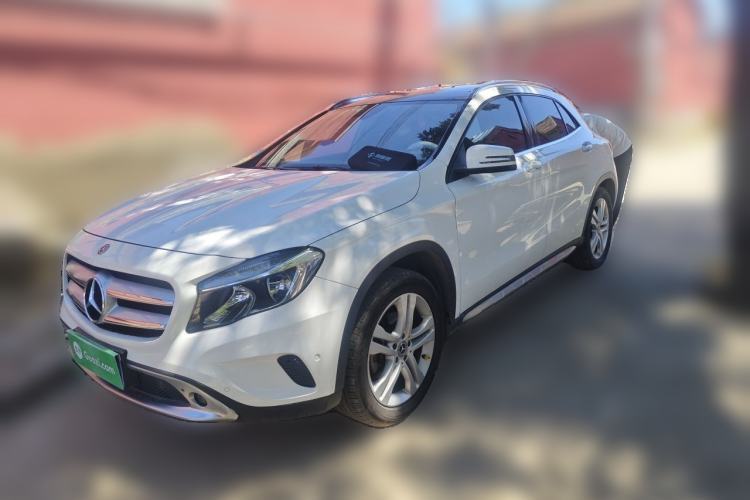 Used Mercedes-Benz GLA 2016 GLA 200 Sport Edition Guazi used car, China used car export, Used car for sale, Used cars, Cheapest cars for sale