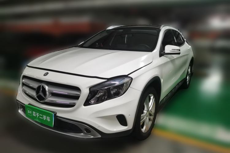 Used Mercedes-Benz GLA 2016 GLA 200 Sport Edition Guazi used car, China used car export, Used car for sale, Used cars, Cheapest cars for sale