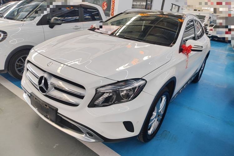 Used Mercedes-Benz GLA 2016 GLA 200 Sport Edition Guazi used car, China used car export, Used car for sale, Used cars, Cheapest cars for sale