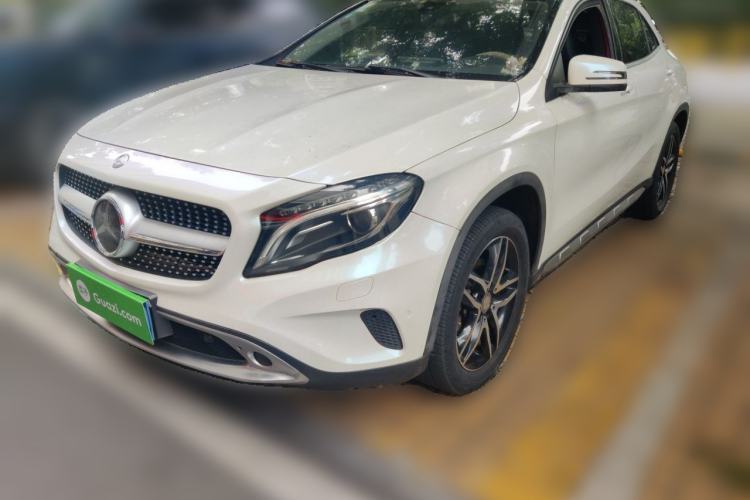 Used Mercedes-Benz GLA 2016 GLA 220 4MATIC Fashion Edition Guazi used car, China used car export, Used car for sale, Used  cars, Cheapest cars for sale