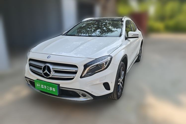Used Mercedes-Benz GLA 2016 GLA 200 Sport Edition Guazi used car, China used car export, Used car for sale, Used cars, Cheapest cars for sale