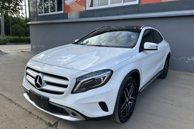 Used Mercedes-Benz GLA 2016 GLA 200 Fashion Model Guazi used car, China used car export, Used car for sale, Used cars, Cheapest cars for sale