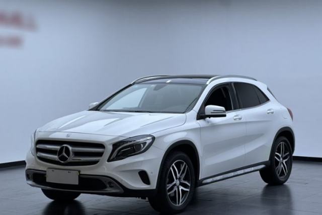 Używany Mercedes-Benz GLA 2016 GLA 200 Fashion Model