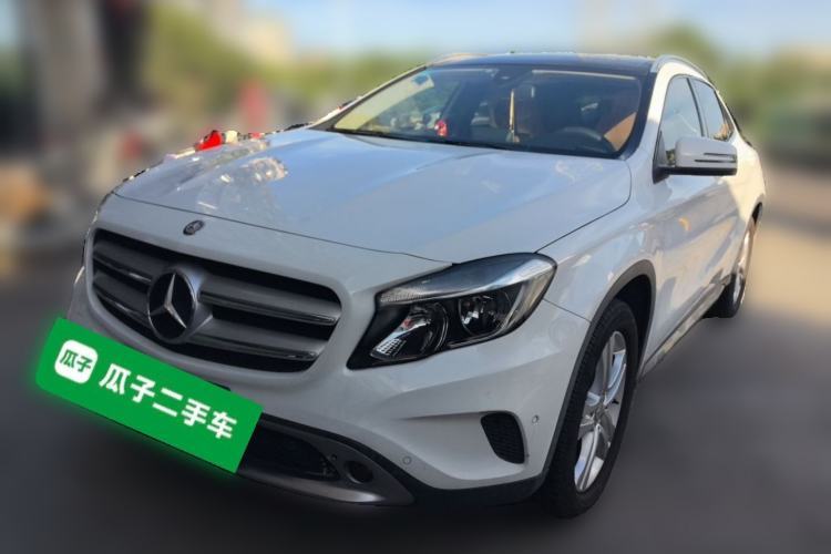 Used Mercedes-Benz GLA 2016 GLA 200 Sport Edition Guazi used car, China used car export, Used car for sale, Used cars, Cheapest cars for sale