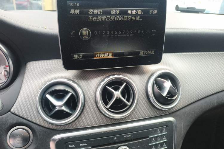 Used Mercedes-Benz GLA 2016 GLA 200 Fashion Model Audio And AC Panel