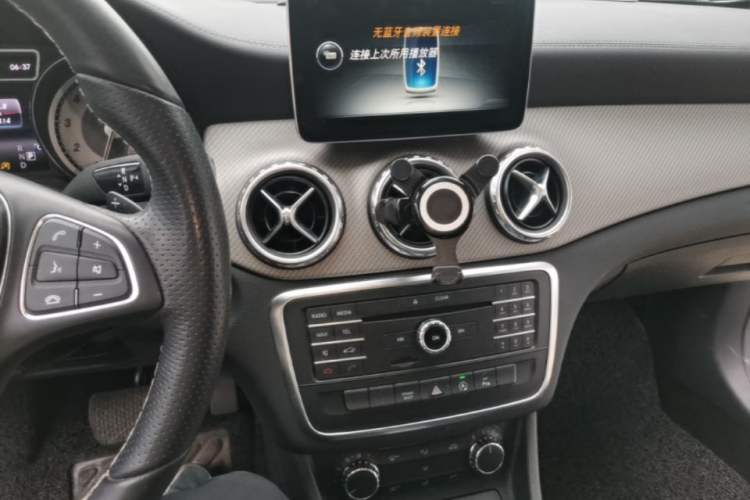 Used Mercedes-Benz GLA 2016 GLA 200 Fashion Model Audio And AC Panel