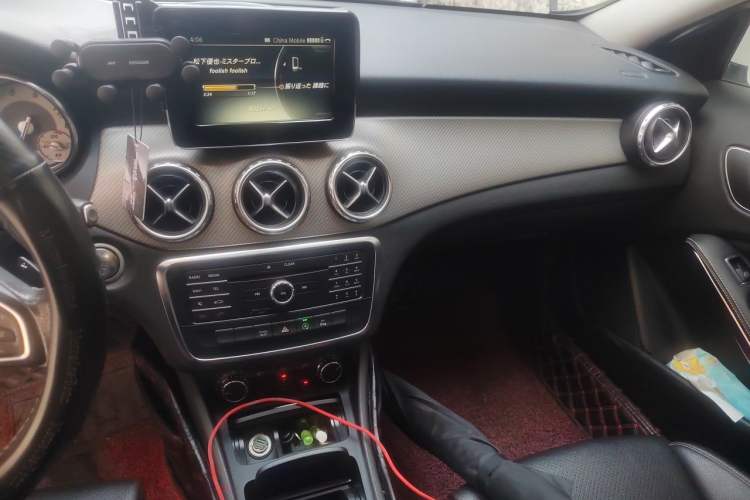 Used Mercedes-Benz GLA 2016 GLA 200 Sport Edition Audio And AC Panel