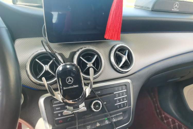 Used Mercedes-Benz GLA 2016 GLA 200 Fashion Model Audio And AC Panel