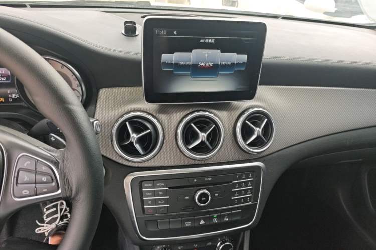 Used Mercedes-Benz GLA 2016 GLA 200 Fashion Model Audio And AC Panel