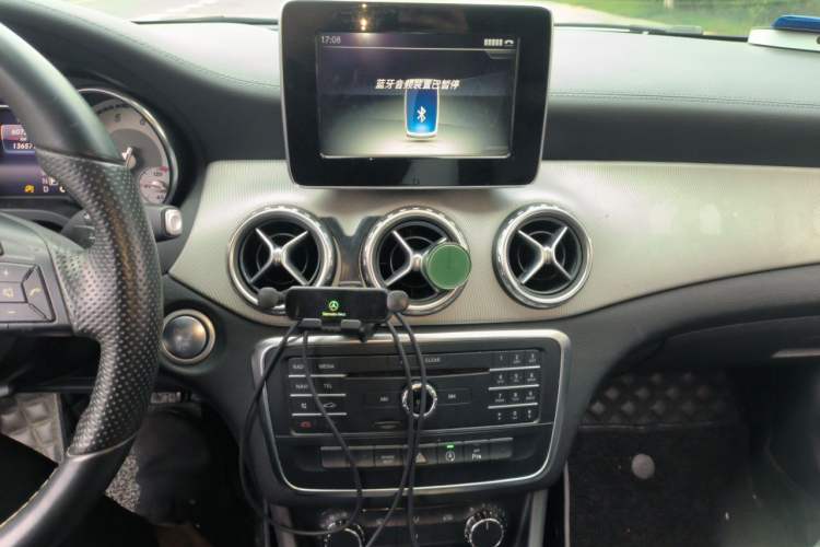 Used Mercedes-Benz GLA 2016 GLA 200 Fashion Model Audio And AC Panel