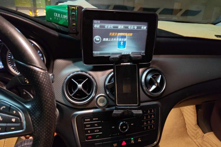 Used Mercedes-Benz GLA 2016 GLA 200 Sport Edition Audio And AC Panel