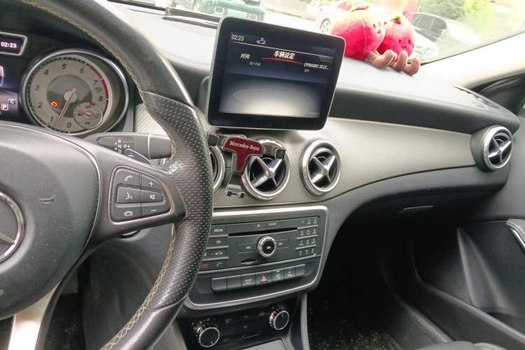 Used Mercedes-Benz GLA 2016 GLA 200 Fashion Model Audio And AC Panel