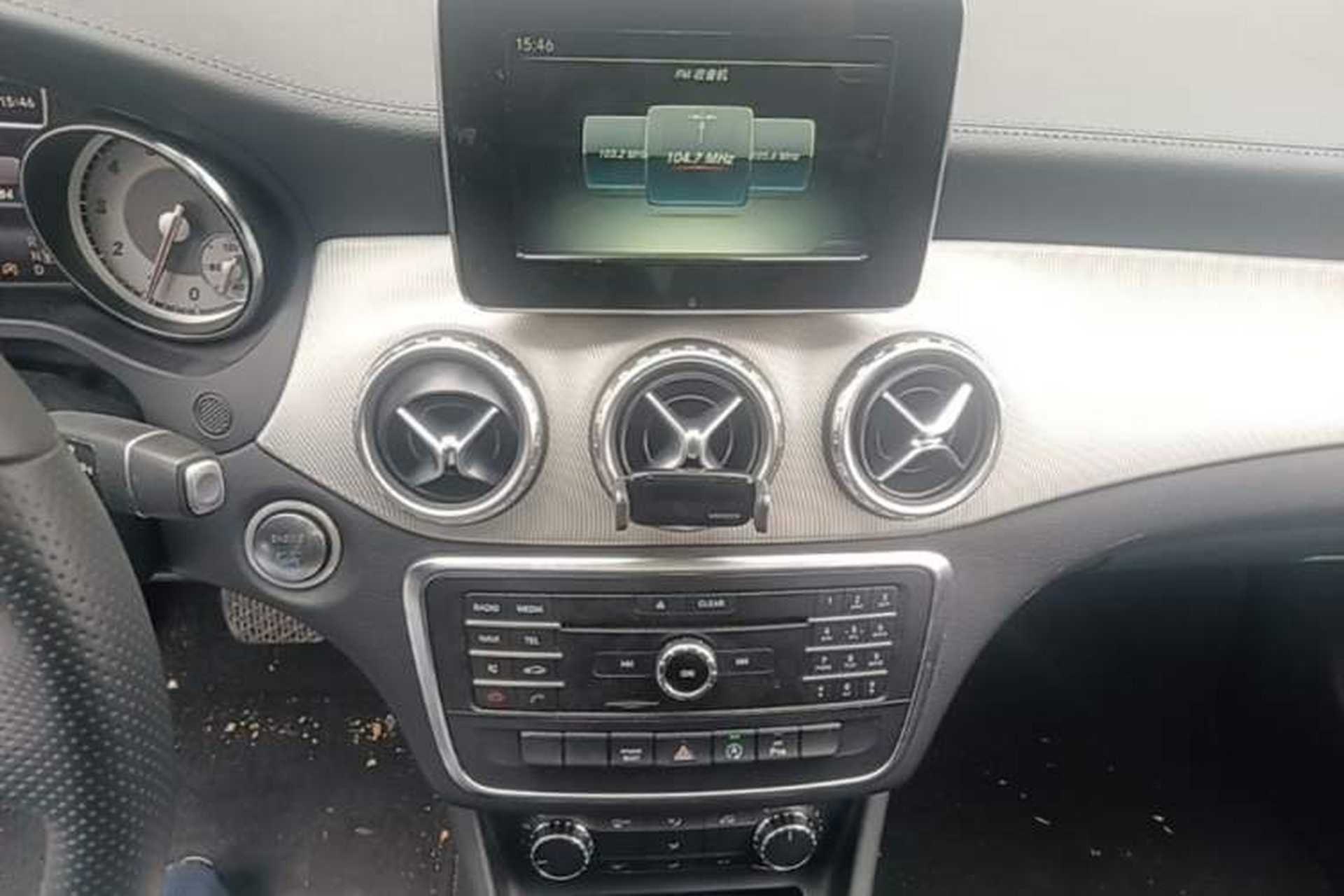 Used Mercedes-Benz GLA 2016 GLA 200 Fashion Model Audio And AC Panel