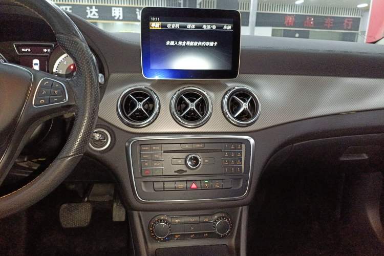 Used Mercedes-Benz GLA 2016 GLA 200 Fashion Model Audio And AC Panel