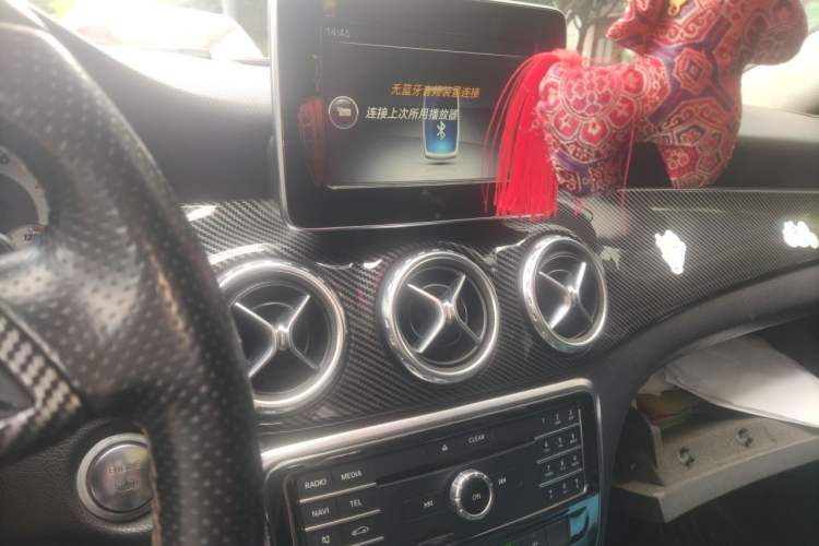 Used Mercedes-Benz GLA 2016 GLA 200 Sport Edition Audio And AC Panel