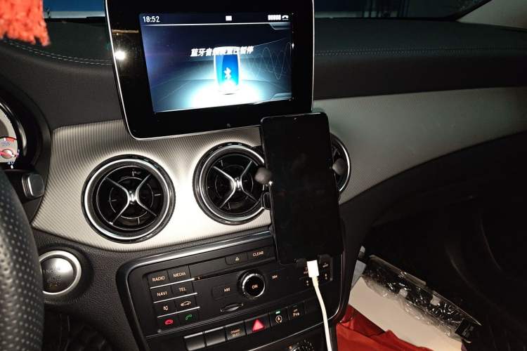 Used Mercedes-Benz GLA 2016 GLA 200 Fashion Model Audio And AC Panel